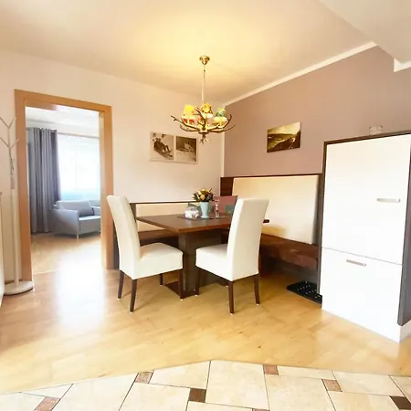 Апартаменты Haus Bella *